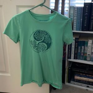 Life is good tshirt -tree of life yin Yang